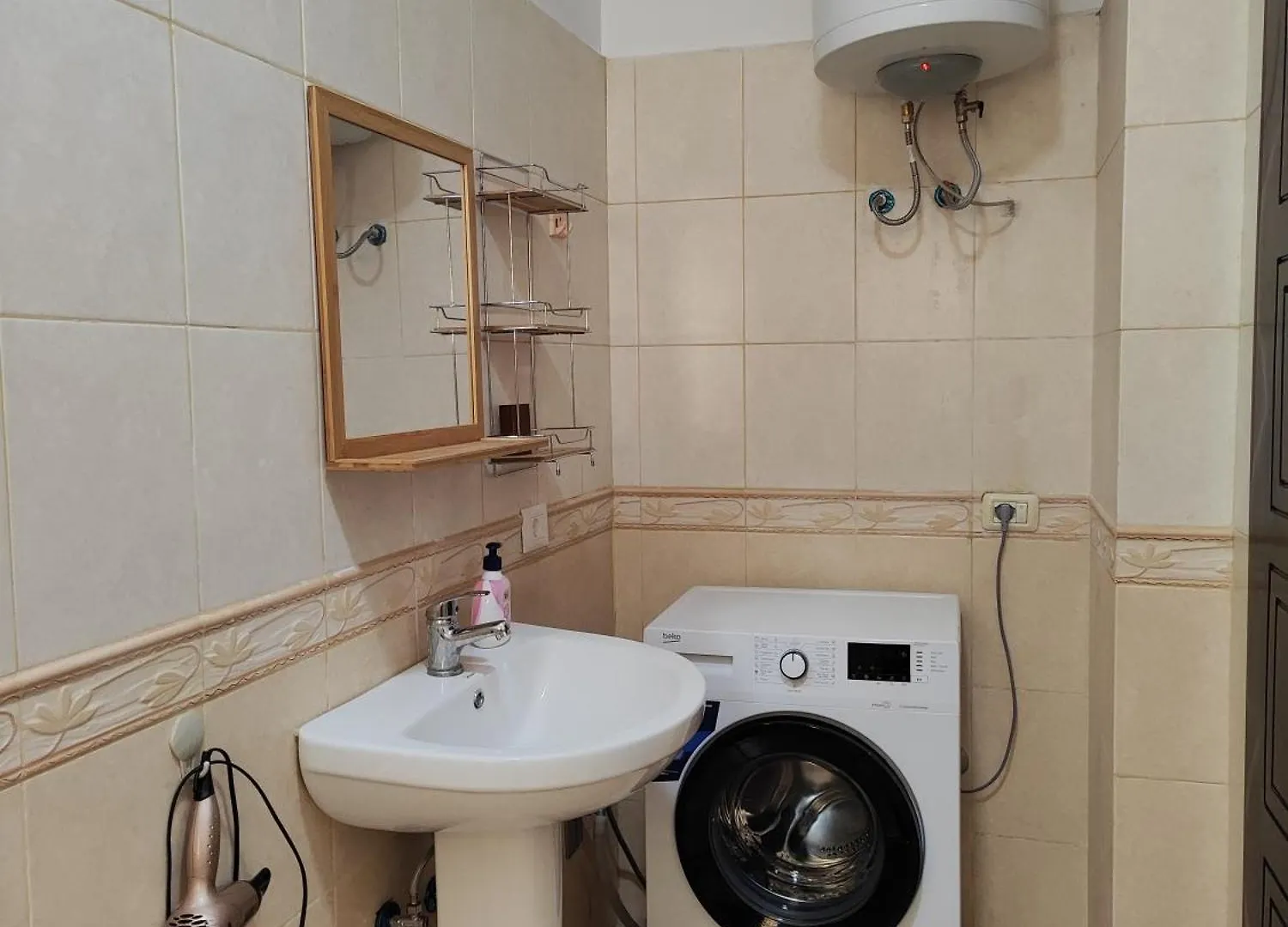 Rabbit Apartman Durrës Albánia